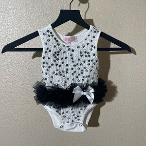 Popatu Black and White Floral Bodysuit